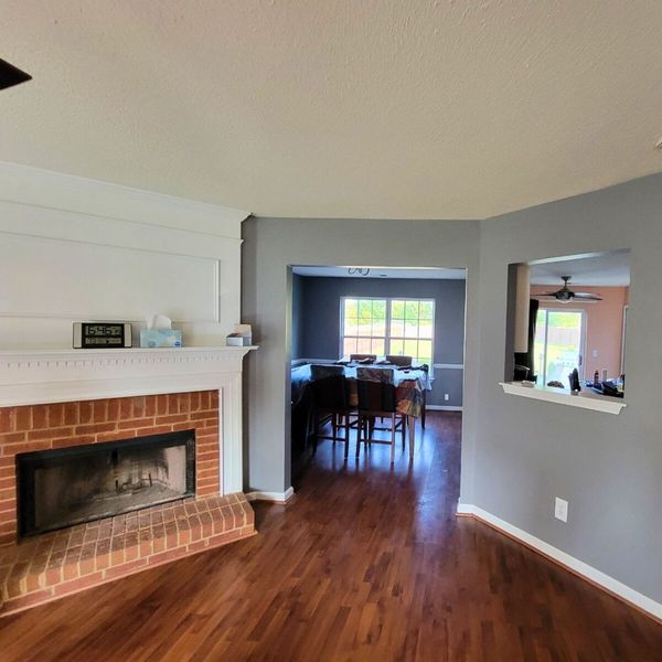Does My Home Need To Be Empty for Residential Interior Painting Services_-img4 Customer Satisfaction