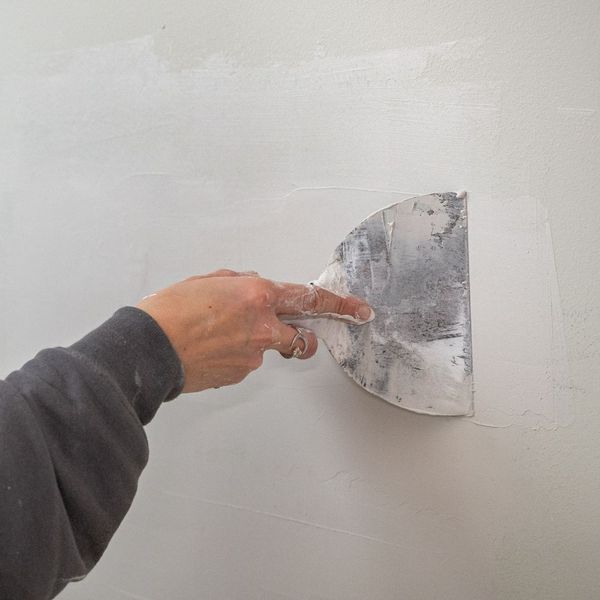 What Is Causing My Paint To Fade and Peel-img1 Poor Surface Preparation