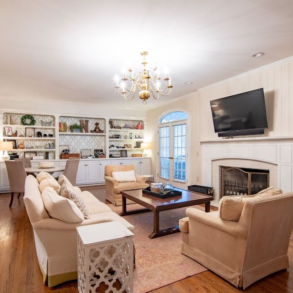 Ideal Seasons for Interior Painting